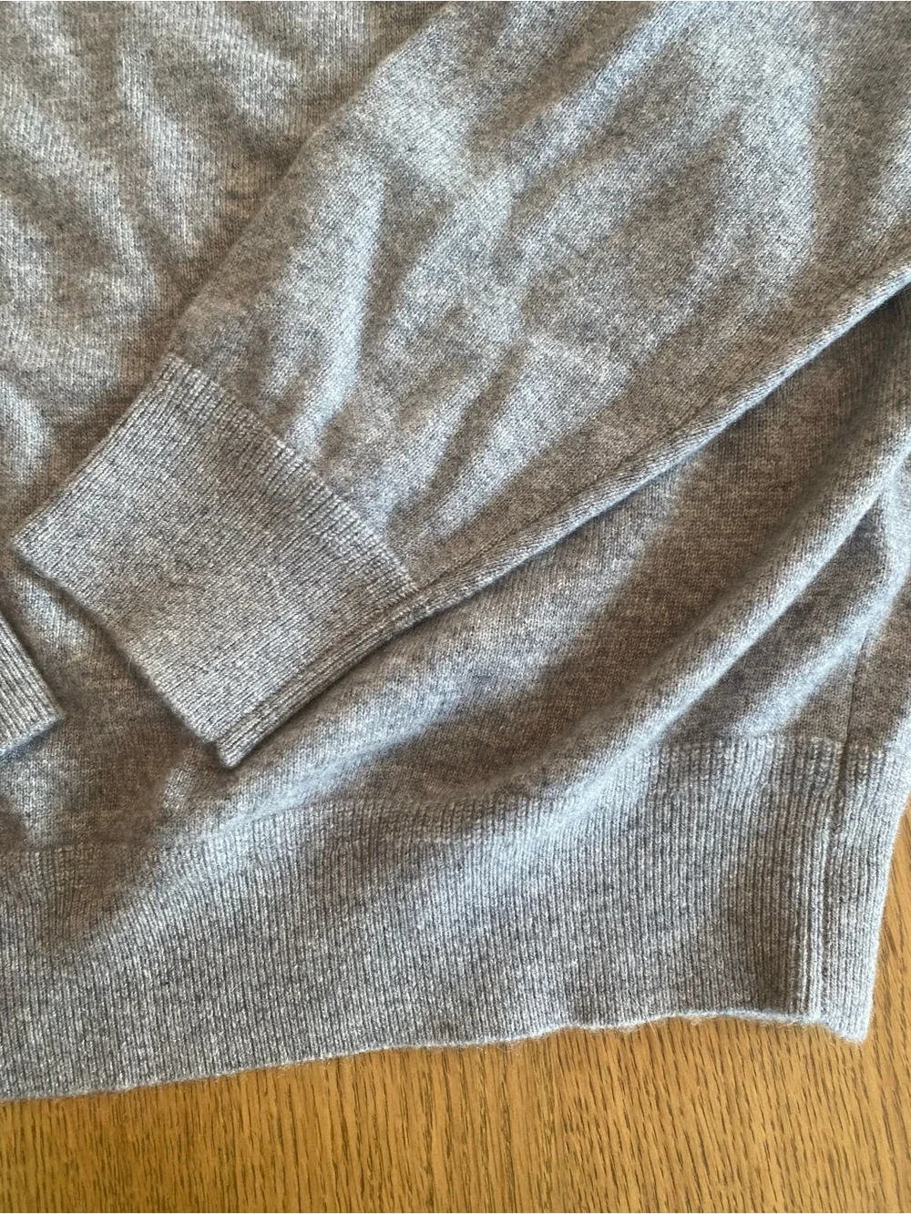 Banana Republic 100% Cashmere Men's Crewneck Sweater in Light Gray Large